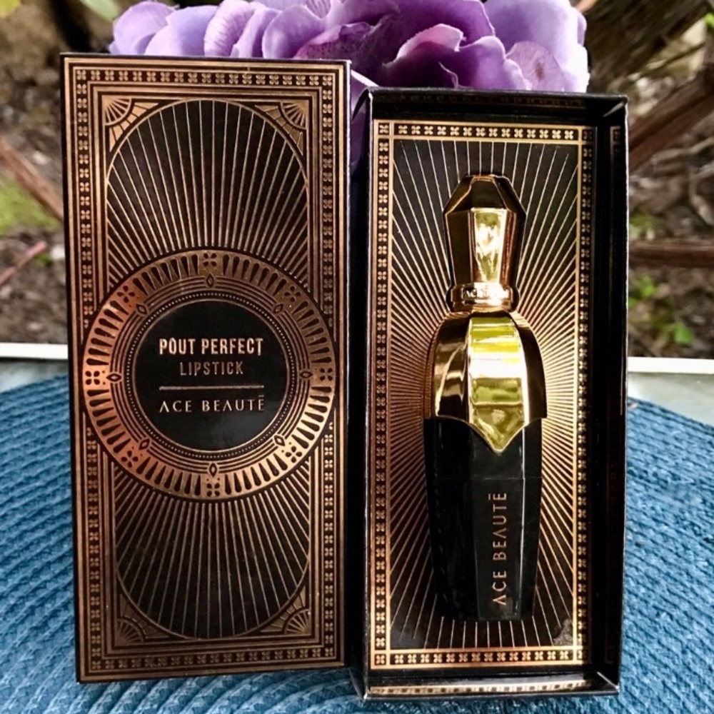 Ace Beaute Pout Perfect Lipstick in CONFIDENCE Rich Warm Brown Art Deco Pkg BNIB
